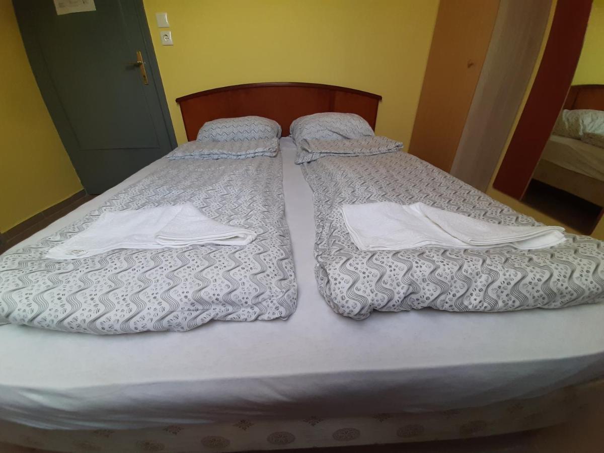 Retro Hotel Merid Zamárdi Εξωτερικό φωτογραφία